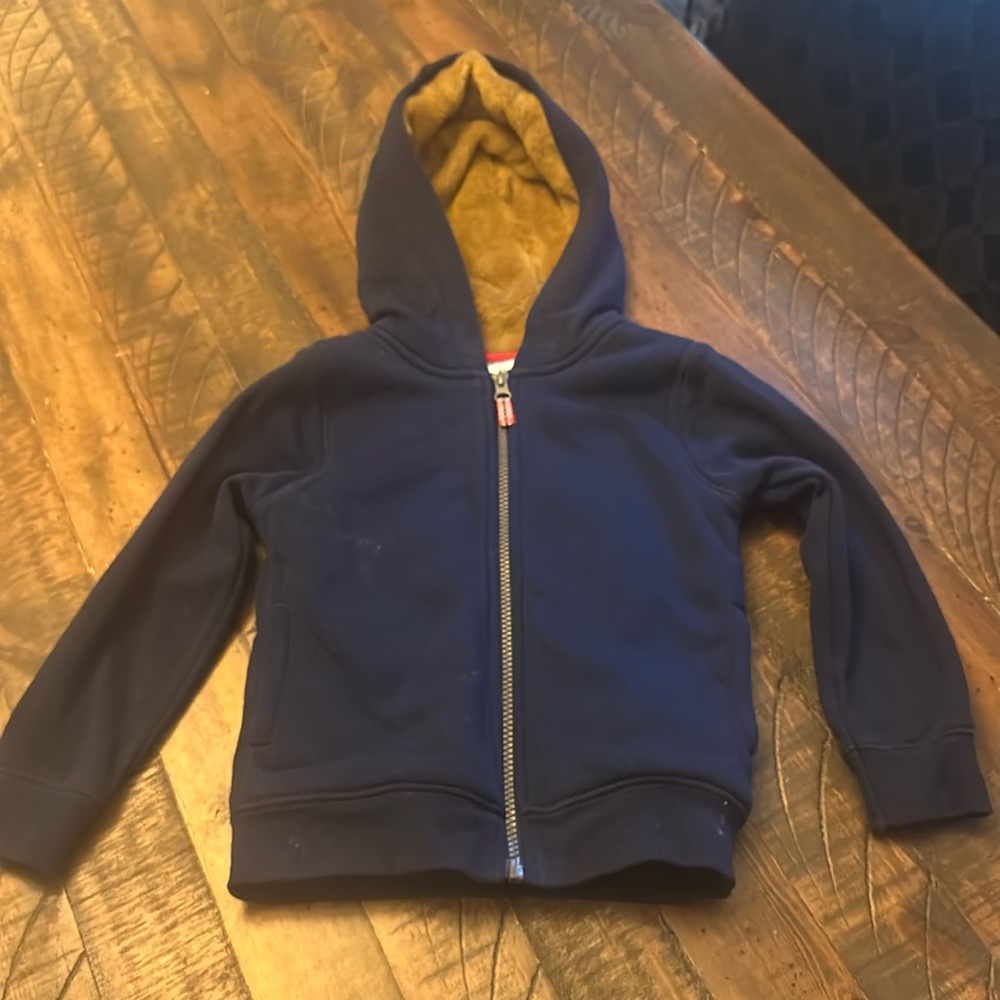 Ridiculously soft toddler boys soft fur lining inside.